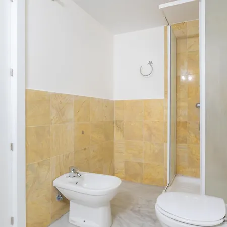 Finally Altos 4 Apartment